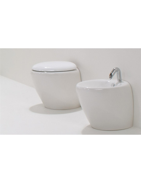 WC cu Rezervor Monobloc Touch