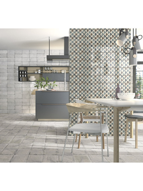 Faianta Esenzia Gondola