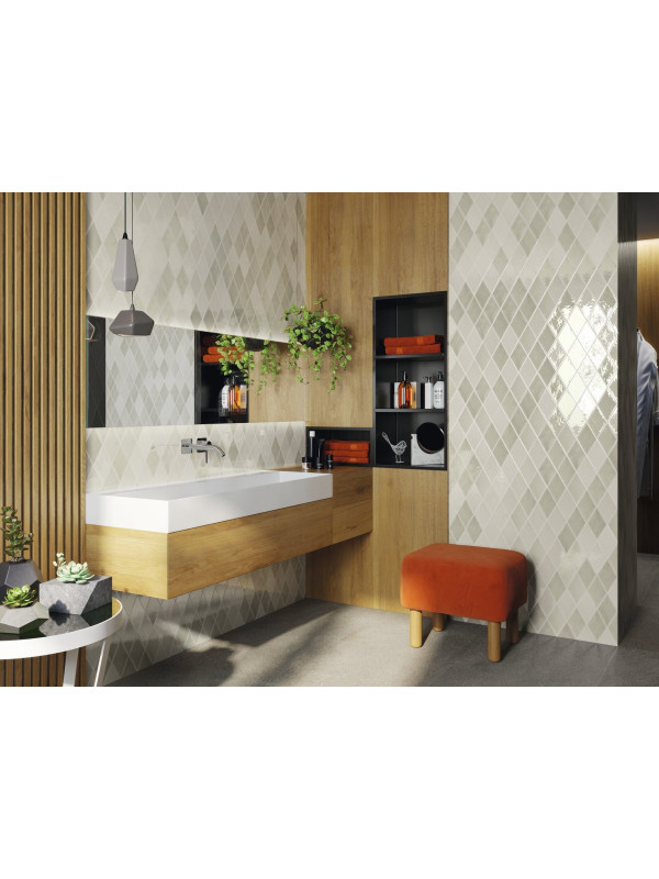 Faianta Rombica Looks Trip