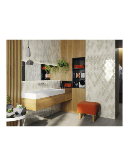 Faianta Rombica Looks Trip