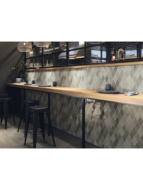 Faianta Rombica Looks Trip